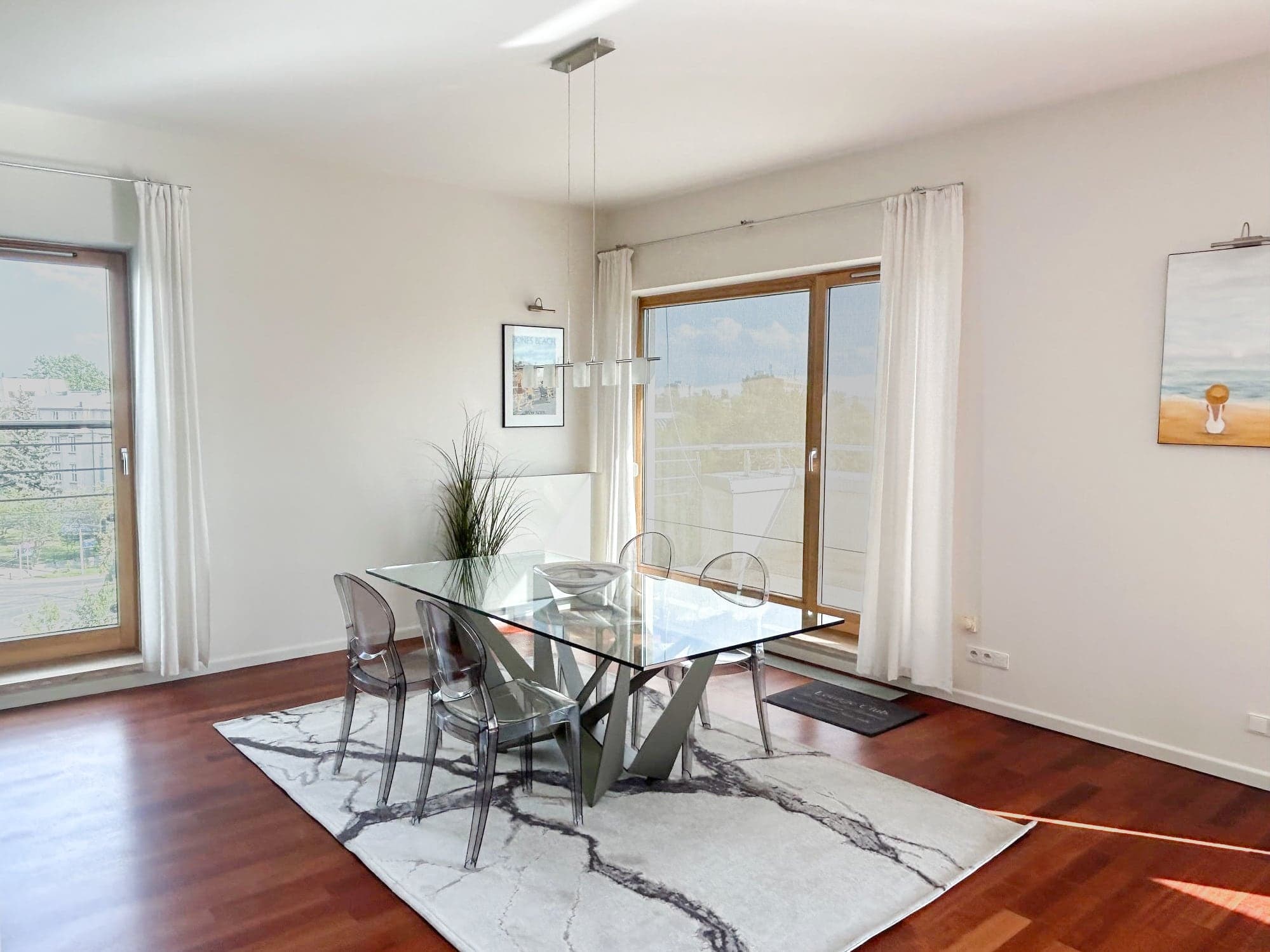Bright dining area